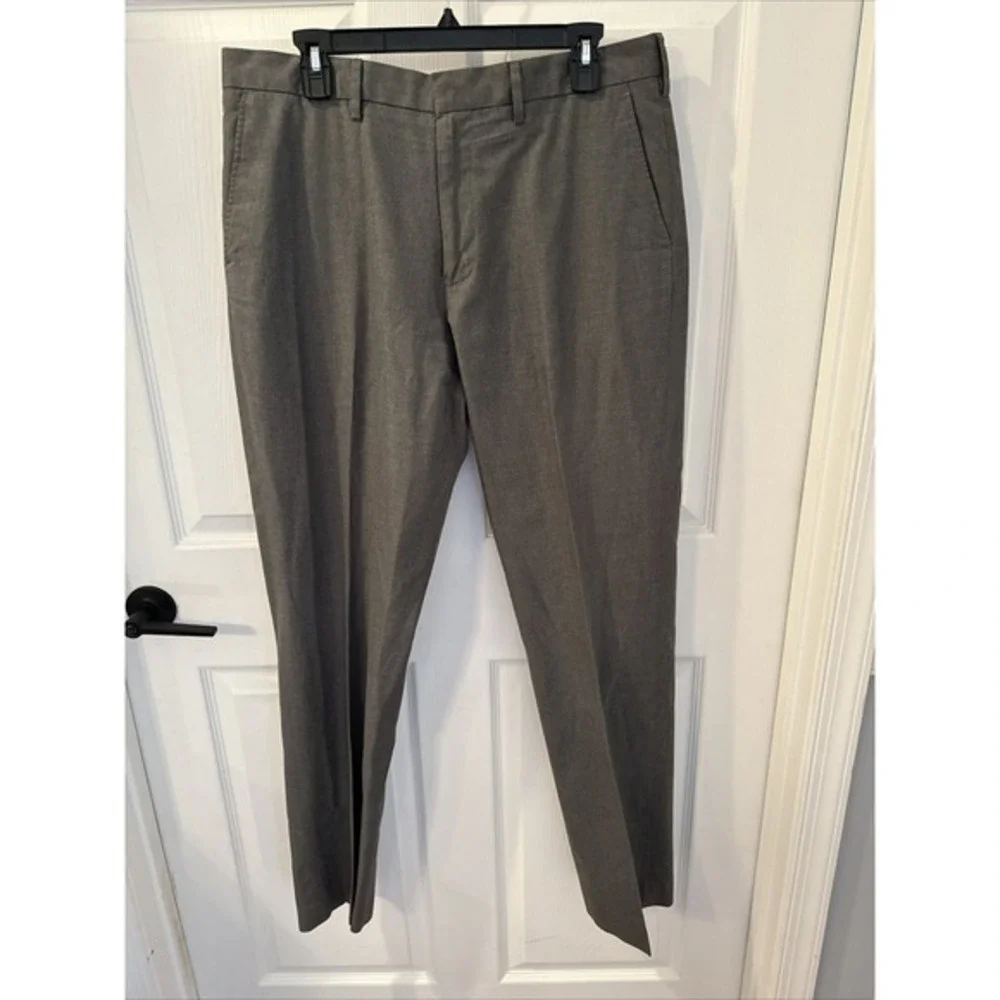 J.CREW‎ 36x33.5 Gray Bowery Classic Flat Front  Mens Dress Chino Pants